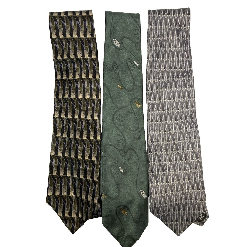 Men's Neck Ties Lot of 3 Mixed Colors NWOT Fashionable Designer Neckwear